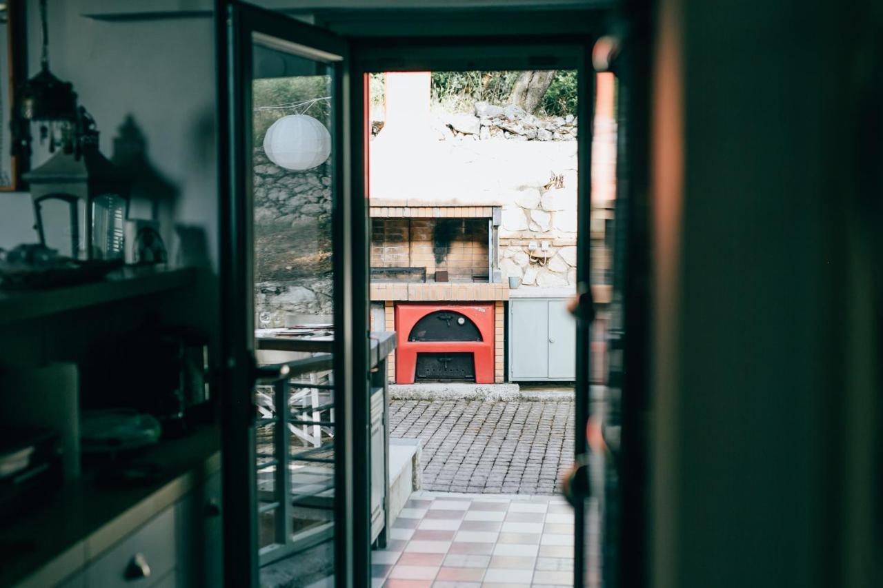 Вилла La Casa Rossa Айос-Никитас Экстерьер фото